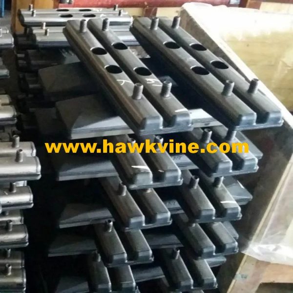 Bolt On Rubber Pad - Image 4