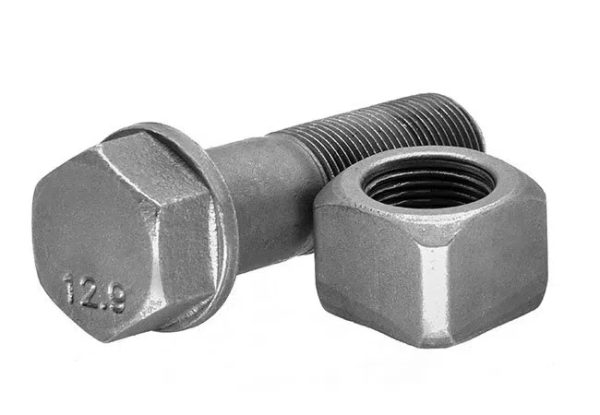 Komatsu Track Bolt
