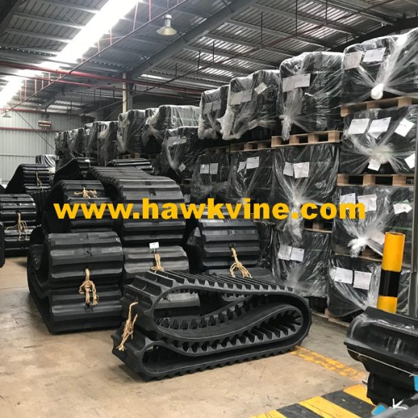 Rubber track for excavator